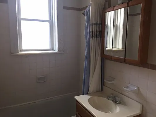 Rented by Elenora Dantchev, LREB | media 1