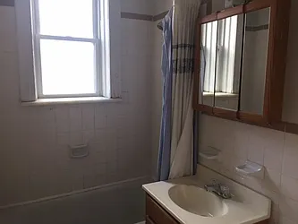 Rented by Elenora Dantchev, LREB