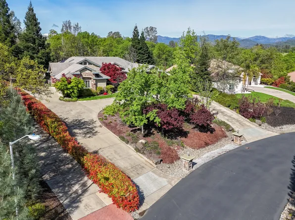 19565 San Vincente Dr, Redding, CA 96003