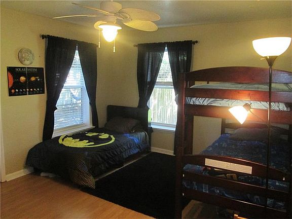 4th image of 345 Canal Dr