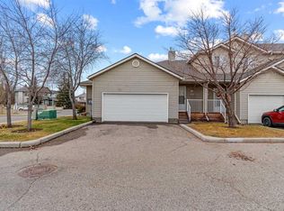 39 NE Mount Aberdeen Mnr SE, Calgary, AB T2Z 3N8