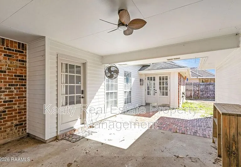 313 Wallingsford Cir — Photo 24