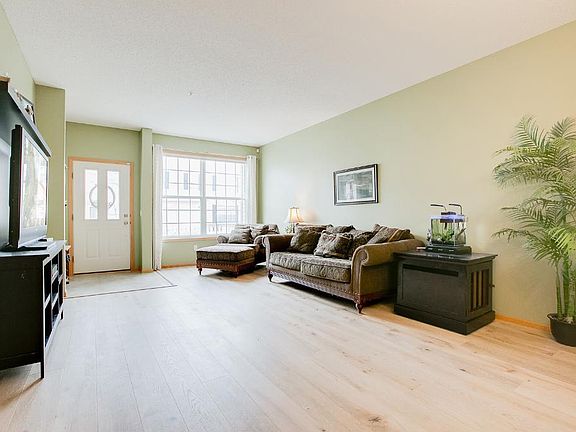 2nd image of 4486 Rosemary Way Unit 5