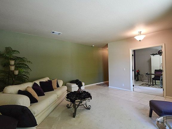 5th image of 112 Andover Dr