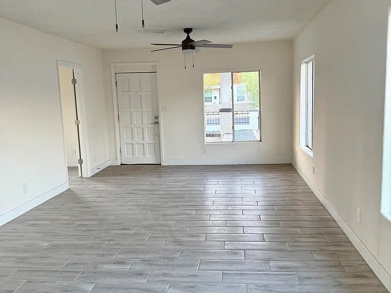 1021 E Fillmore St — Photo 5