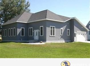 205 1st St N, Fairmount, ND 58030