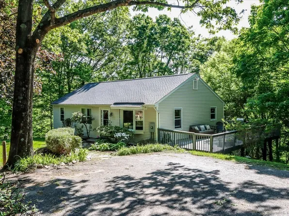 31 Second Hill Road, New Milford, CT 06776