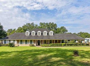 5966 Reeves Dr, Silsbee, TX 77656