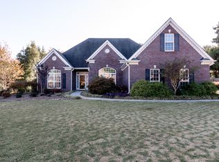 1366 Beringer Dr, Hoschton, GA 30548