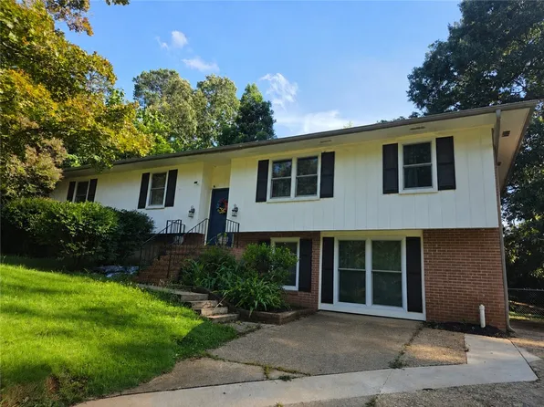 1229 Juniper Dr, Auburn, AL 36830