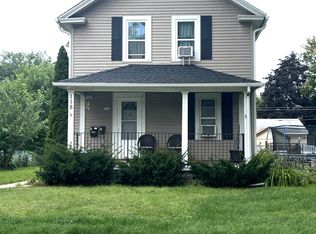118 7th Ave N, Hopkins, MN 55343