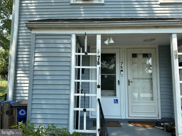 7 Laurel Hill Rd Unit B, Greenbelt, MD 20770