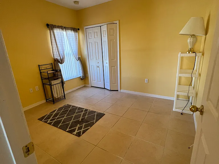 735 Colville Pl — Photo 5