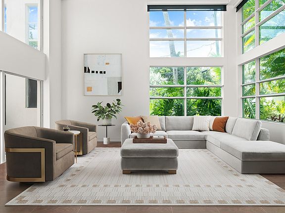2nd image of 920 NE 16th Terrace #1