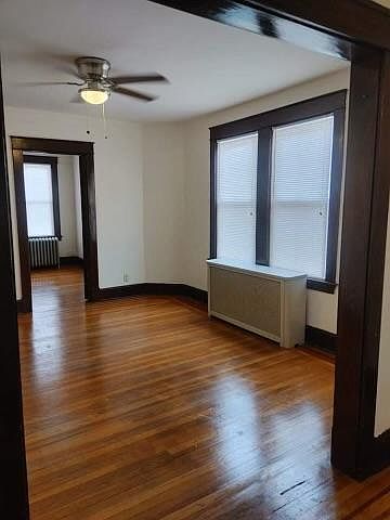 1st image of 21 Sylvia St #0