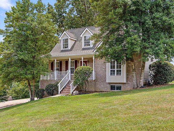 3rd image of 137 Andrew Rd