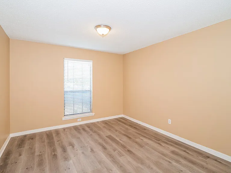 8536 Iron Mill Ct — Photo 19