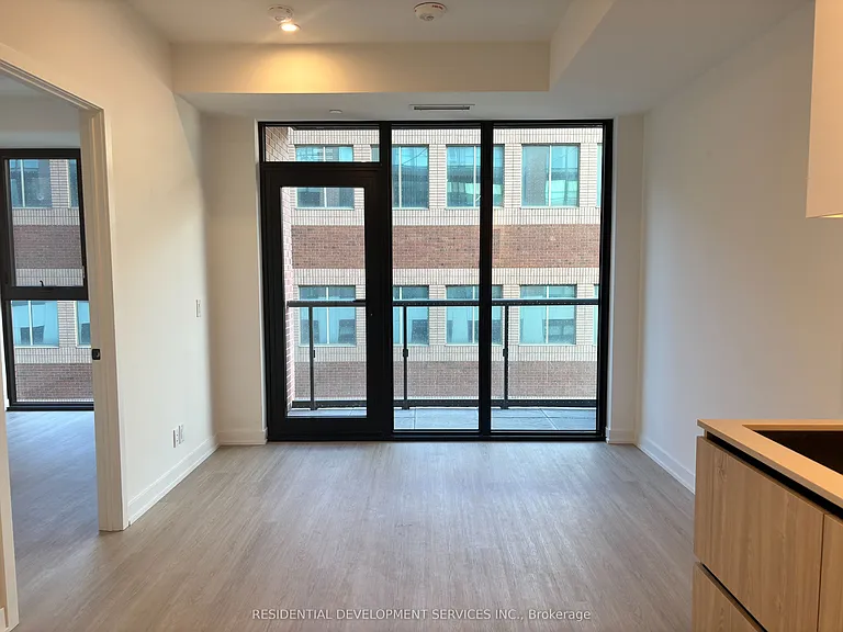 699 Sheppard Ave E #302 — Photo 8