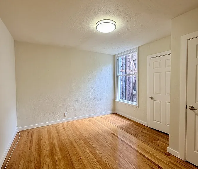 2211 Fillmore St — Photo 9
