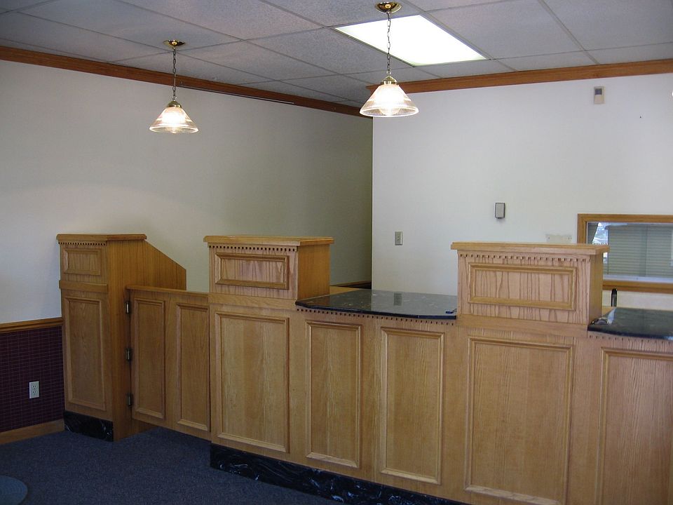 2nd image of 2 N Main St