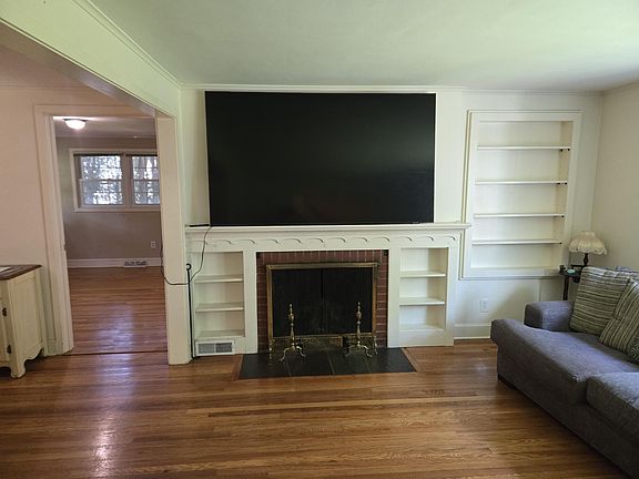4th image of 24 Dayton Rd