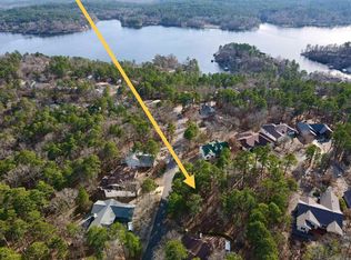 4 Hanares Ln, Hot Springs Village, AR 71909