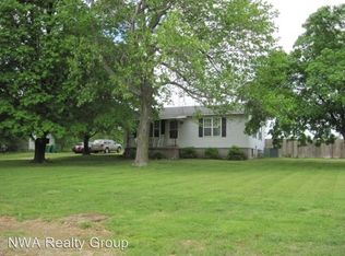 1070 Bliss St, Centerton, AR 72719