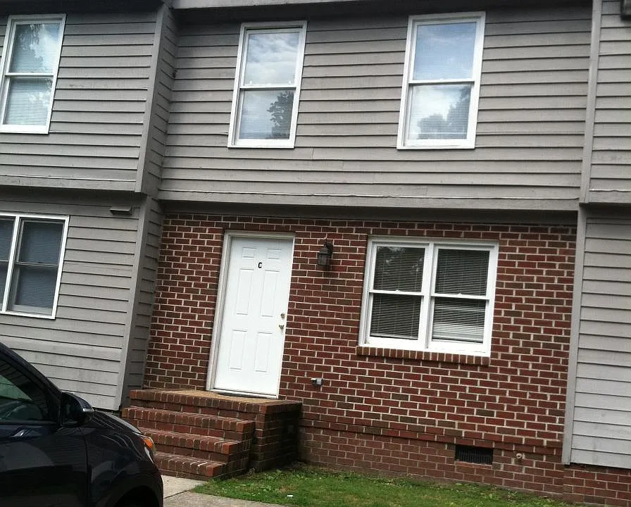 294 Ironbound Rd #D