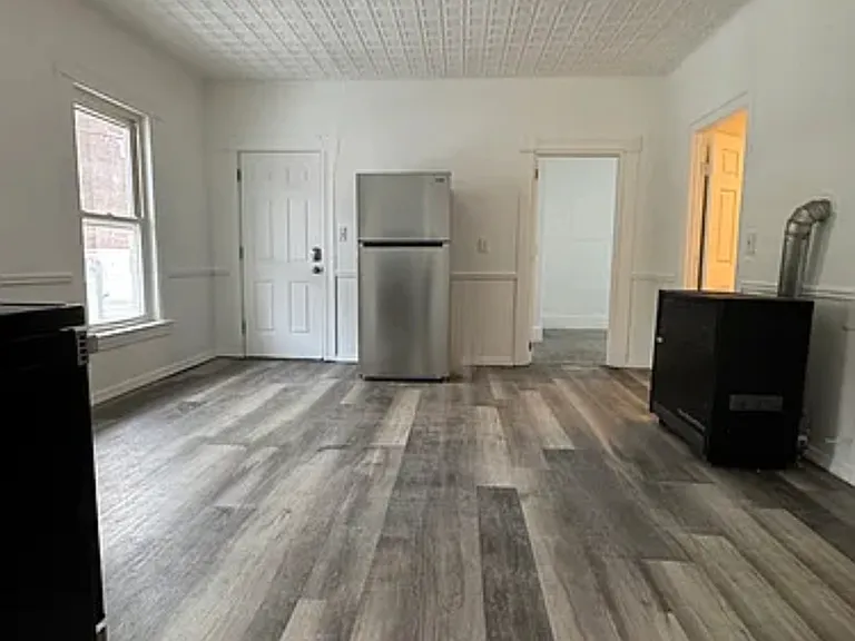28 Notre Dame Ave #1 — Photo 33