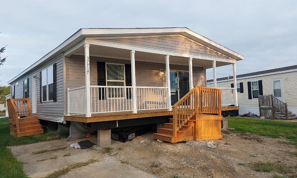 1st image of 20475 Foster Dr #177