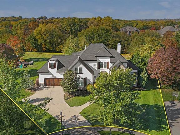 3rd image of 5114 Meadowlark Dr