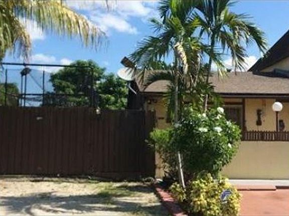 3rd image of 19481 NW 54th Pl