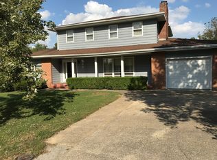 206 Pearl St, Vienna, IL