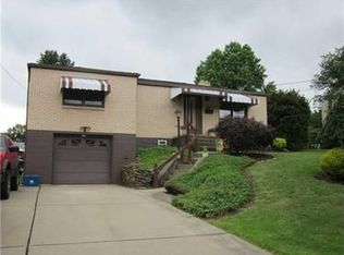 145 Jefferson Ave, New Kensington, PA 15068