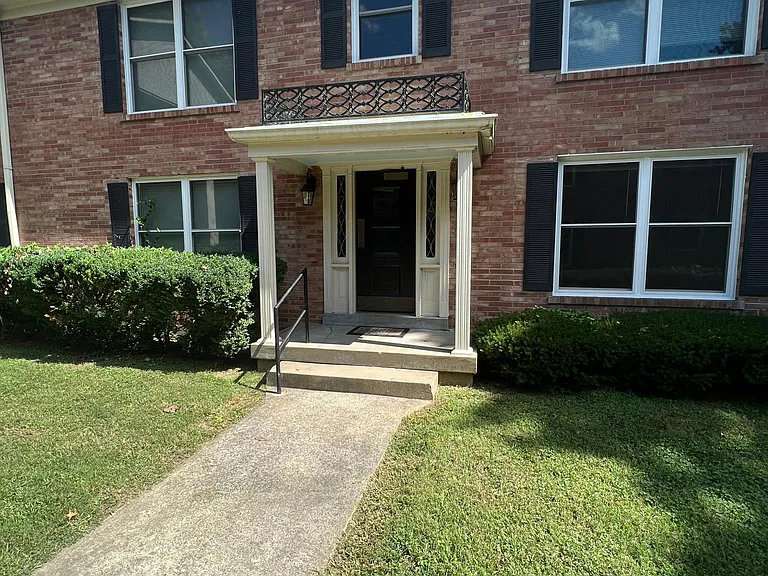 Entrance to Unit on right