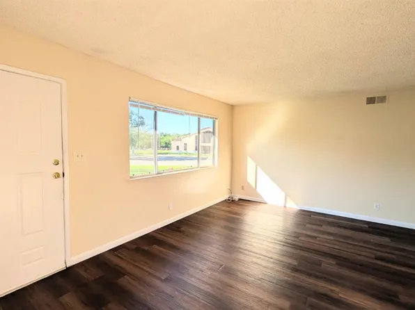 5181 Connecticut Dr APT 4, Sacramento, CA 95841