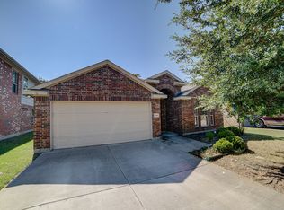 2140 Hummingbird Way, Mesquite, TX 75181