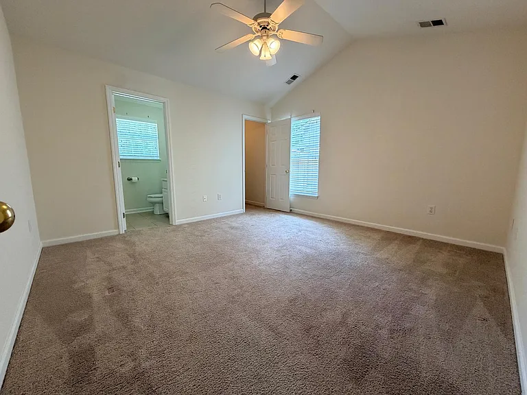 1409 Scarlett Way — Photo 9