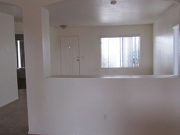 5th image of 10586 Plainfield St