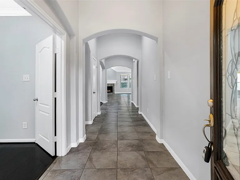 22727 Whispering Timbers Way — Photo 3