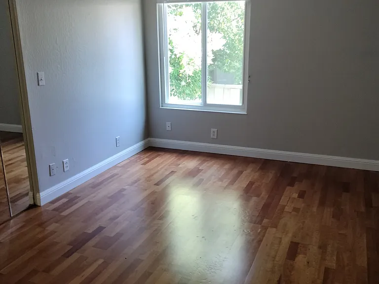 2560 Walnut Blvd #33 — Photo 18