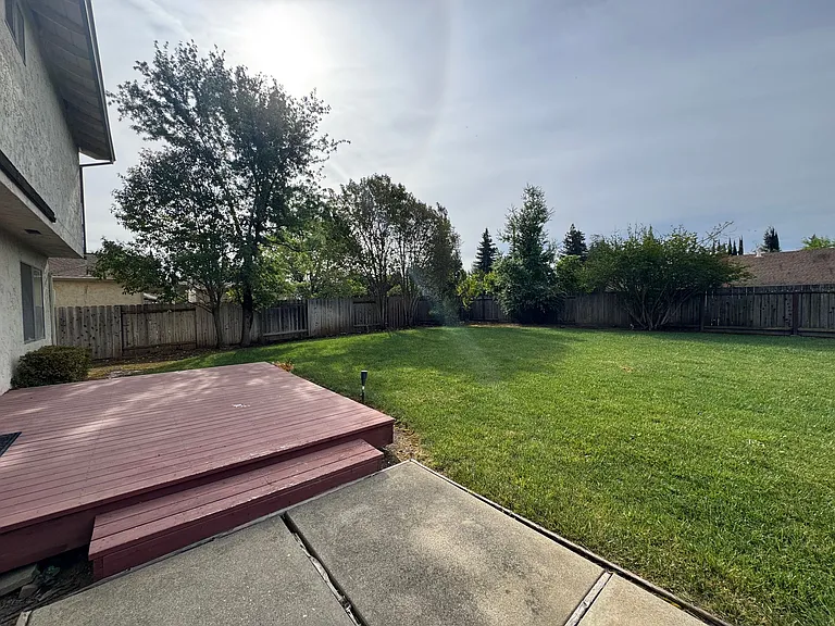 3445 Quincey Ln — Photo 31