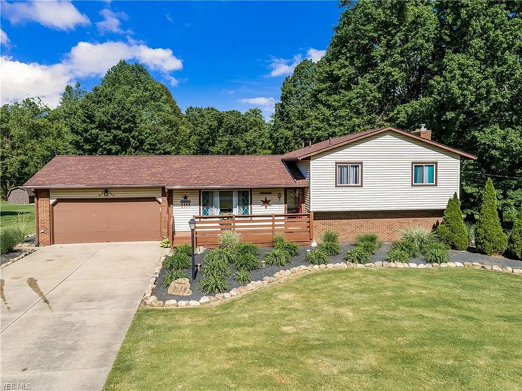 5178 Donner Dr photo 1