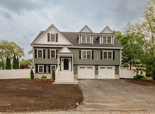 34 Torre St, Reading, MA 01867