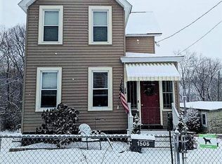 1506 5th St, Rensselaer, NY 12144