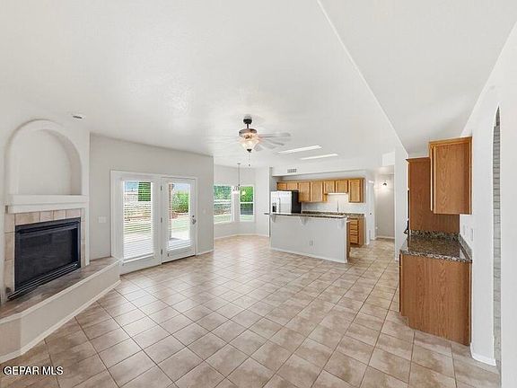 4th image of 1463 Cherokee Ridge Dr