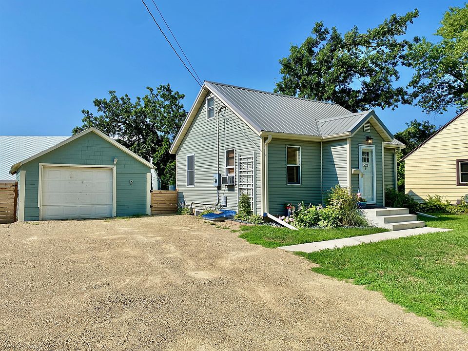 1523 W Clark St, Albert Lea, MN 56007 Zillow