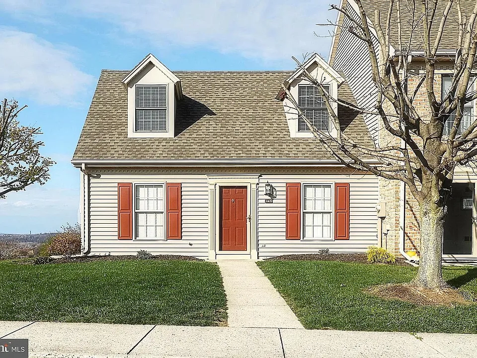 167 Crown Pointe Dr