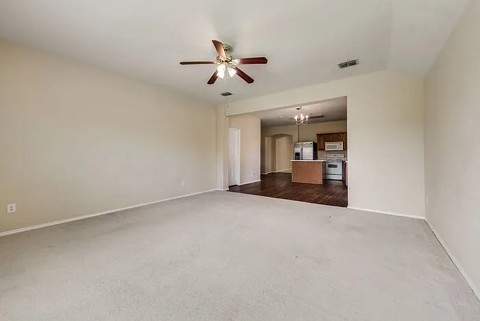 105 Shadybrook Dr — Photo 8