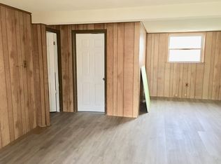 13716 Greenwood Dr, Woodbridge, VA 22193